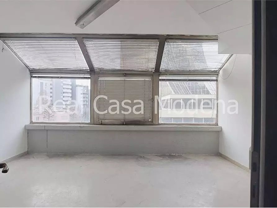 Immagine 19 di Ufficio in vendita  in Via Cagliostro a Modena