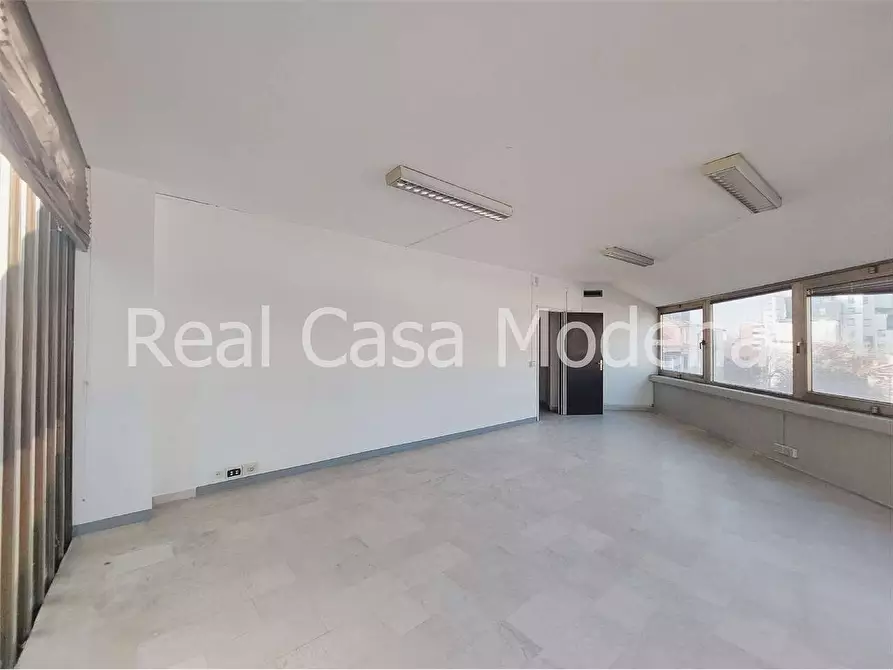 Immagine 3 di Ufficio in vendita  in Via Cagliostro a Modena