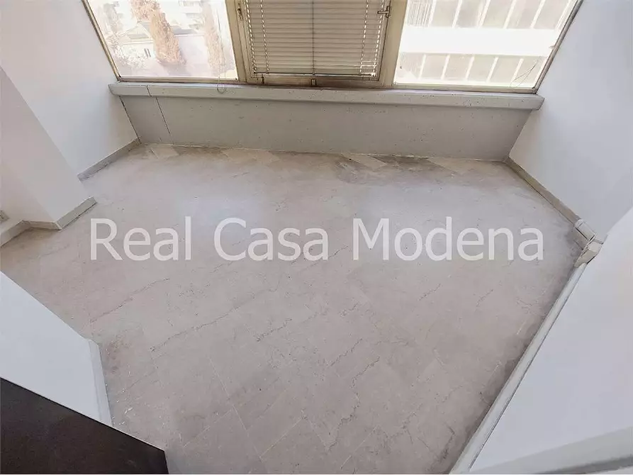 Immagine 11 di Ufficio in vendita  in Via Cagliostro a Modena