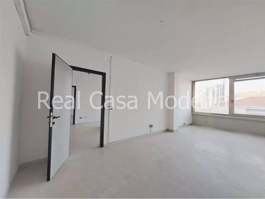 Immagine 21 di Ufficio in vendita  in Via Cagliostro a Modena