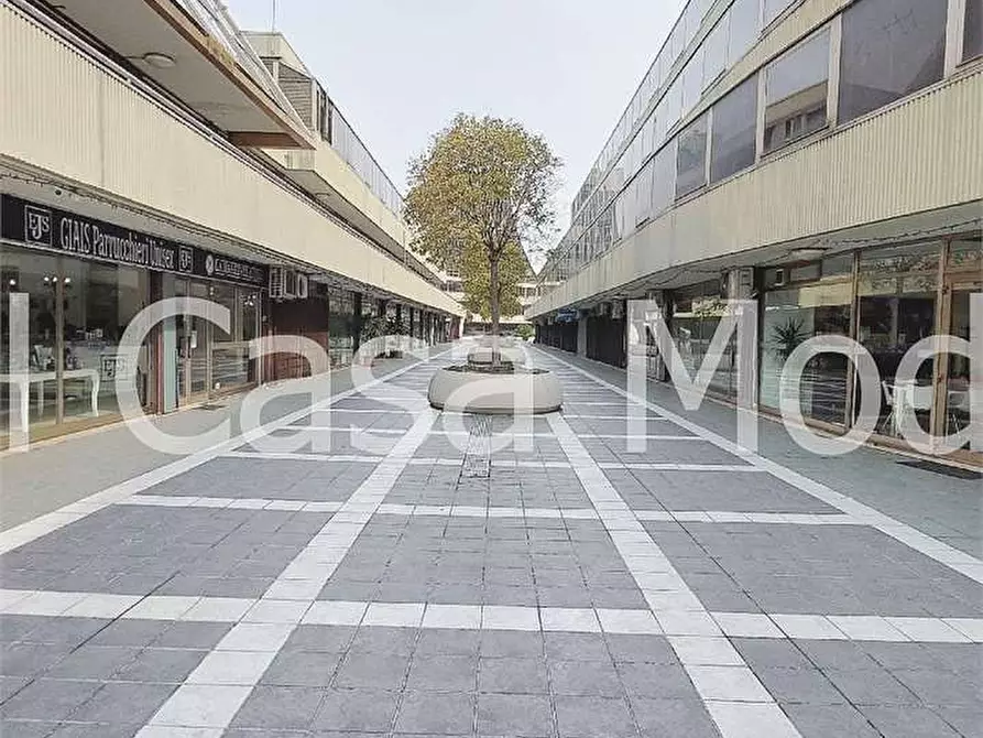 Immagine 31 di Ufficio in vendita  in Via Cagliostro a Modena