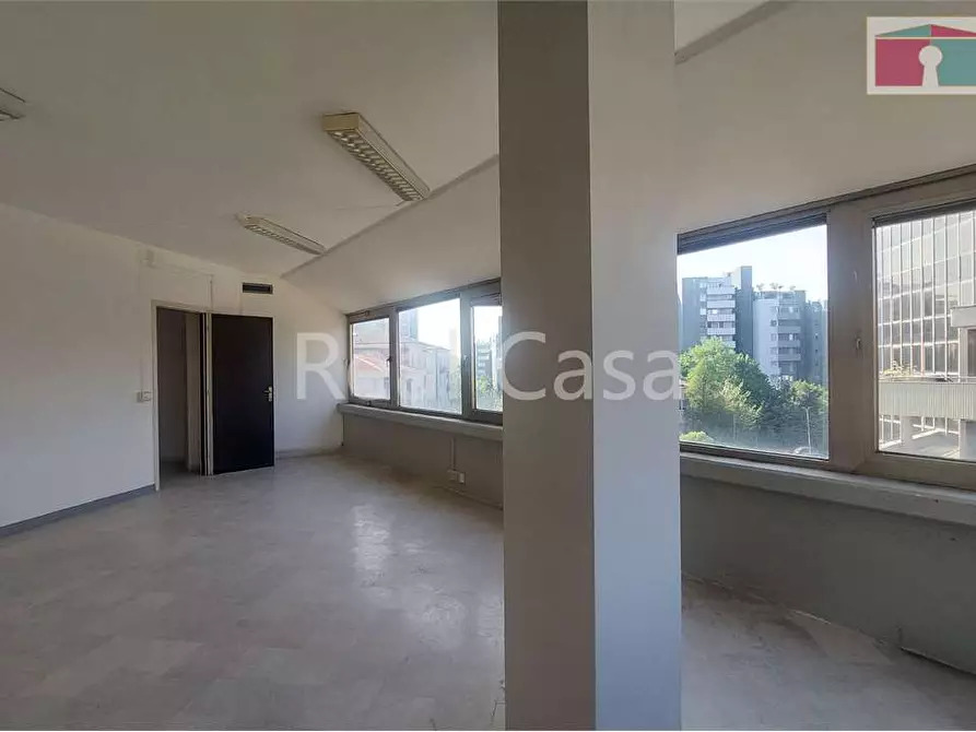 Immagine 2 di Ufficio in vendita  in Via Cagliostro a Modena