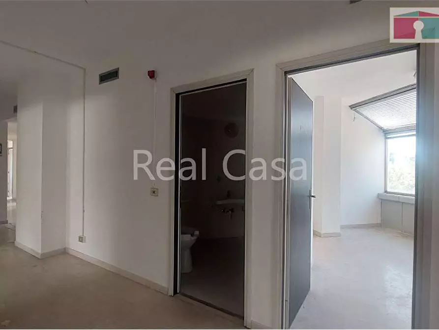 Immagine 7 di Ufficio in vendita  in Via Cagliostro a Modena