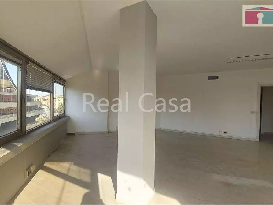 Immagine 15 di Ufficio in vendita  in Via Cagliostro a Modena