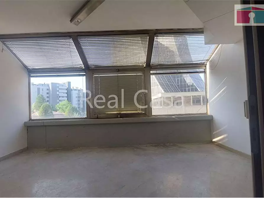 Immagine 16 di Ufficio in vendita  in Via Cagliostro a Modena