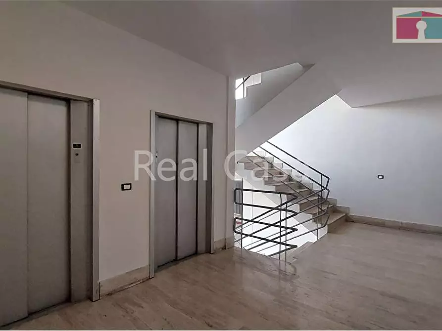 Immagine 22 di Ufficio in vendita  in Via Cagliostro a Modena