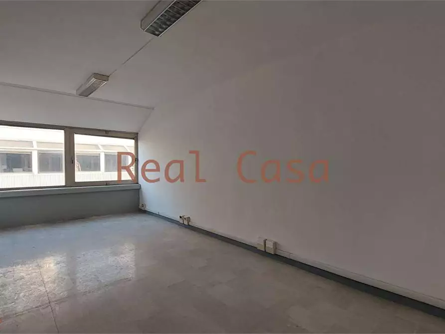 Immagine 11 di Ufficio in vendita  in Via Cagliostro a Modena