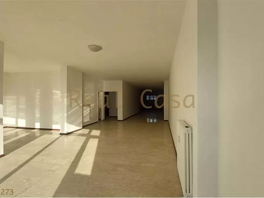 Immagine 18 di Ufficio in vendita  in Via Giardini  322 a Modena