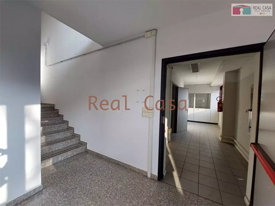 Immagine 2 di Ufficio in affitto  in Via Emilia Est a Modena