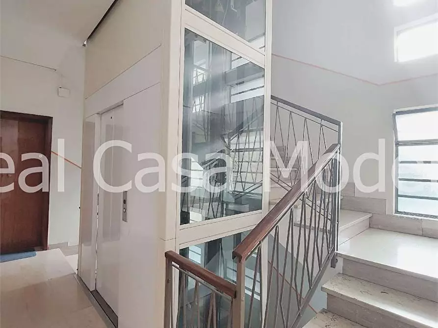 Immagine 2 di Appartamento in vendita  in Via Nobili 11 a Modena