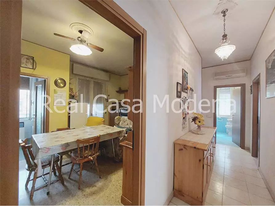 Immagine 9 di Appartamento in vendita  in Via Nobili 11 a Modena