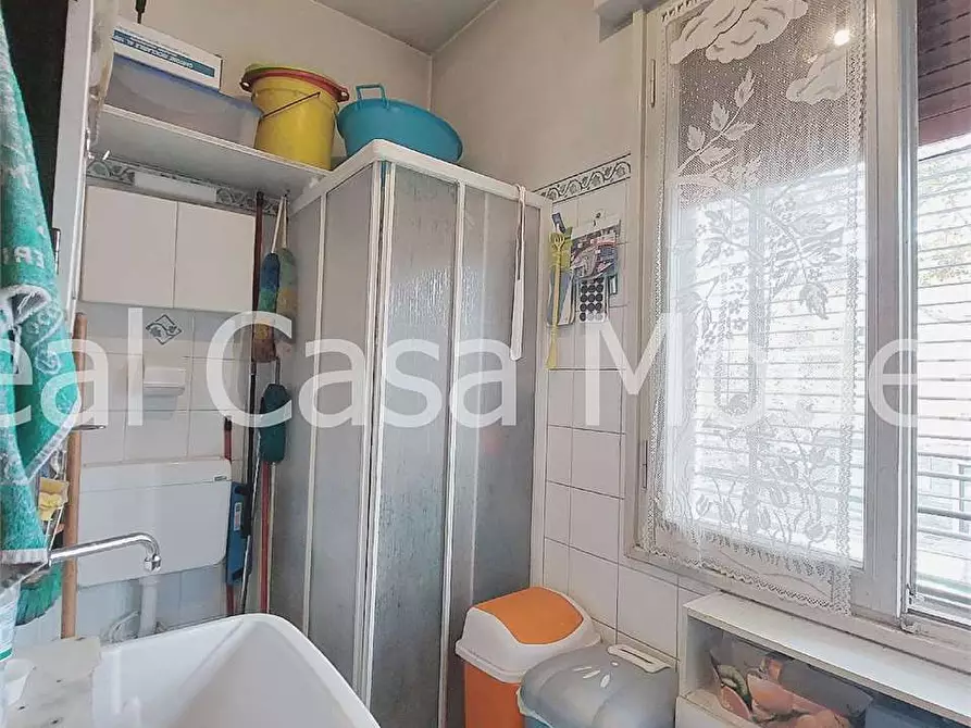 Immagine 17 di Appartamento in vendita  in Via Nobili 11 a Modena