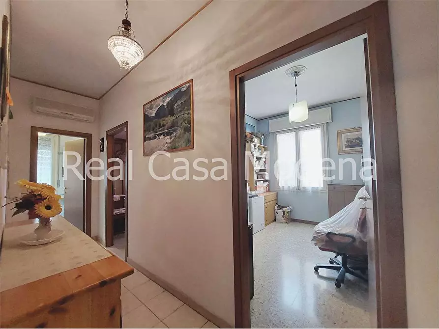 Immagine 23 di Appartamento in vendita  in Via Nobili 11 a Modena