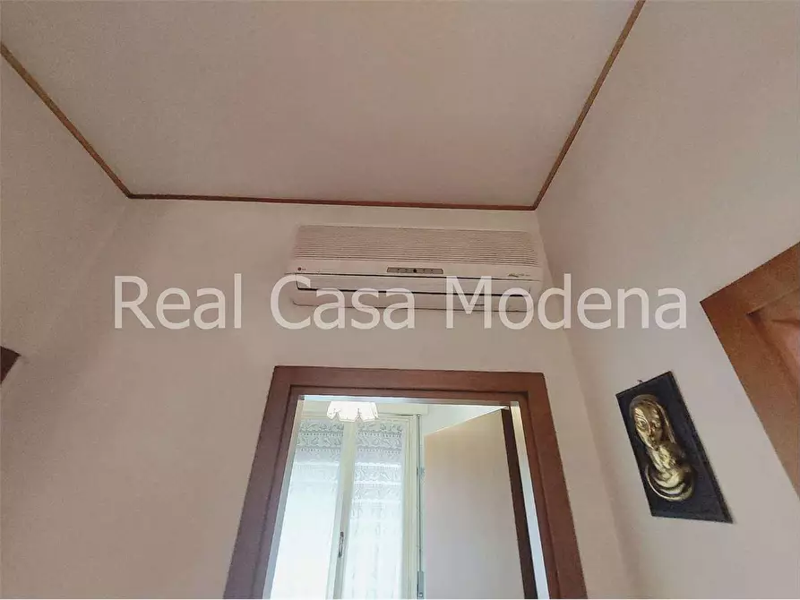 Immagine 25 di Appartamento in vendita  in Via Nobili 11 a Modena