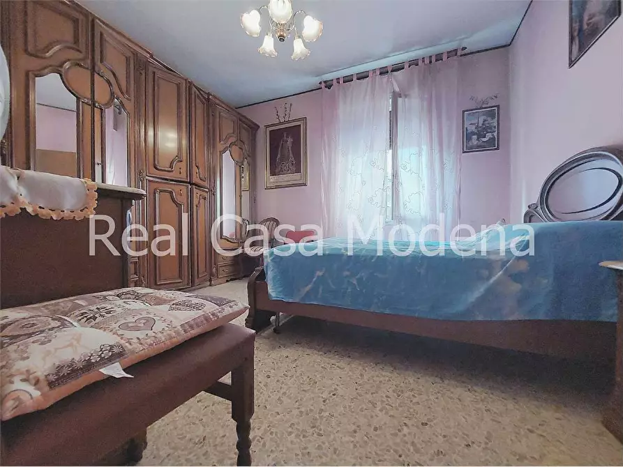 Immagine 34 di Appartamento in vendita  in Via Nobili 11 a Modena