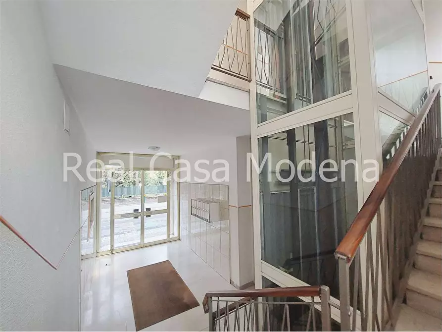 Immagine 39 di Appartamento in vendita  in Via Nobili 11 a Modena