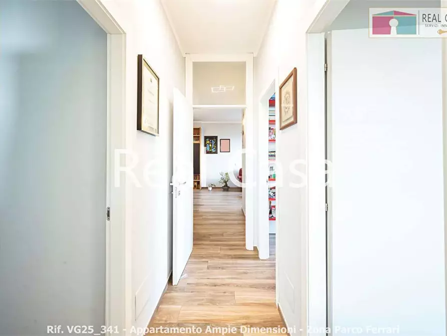 Immagine 15 di Quadrilocale in vendita  in Viale Corassori a Modena