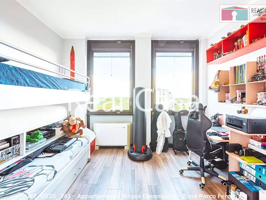 Immagine 21 di Quadrilocale in vendita  in Viale Corassori a Modena