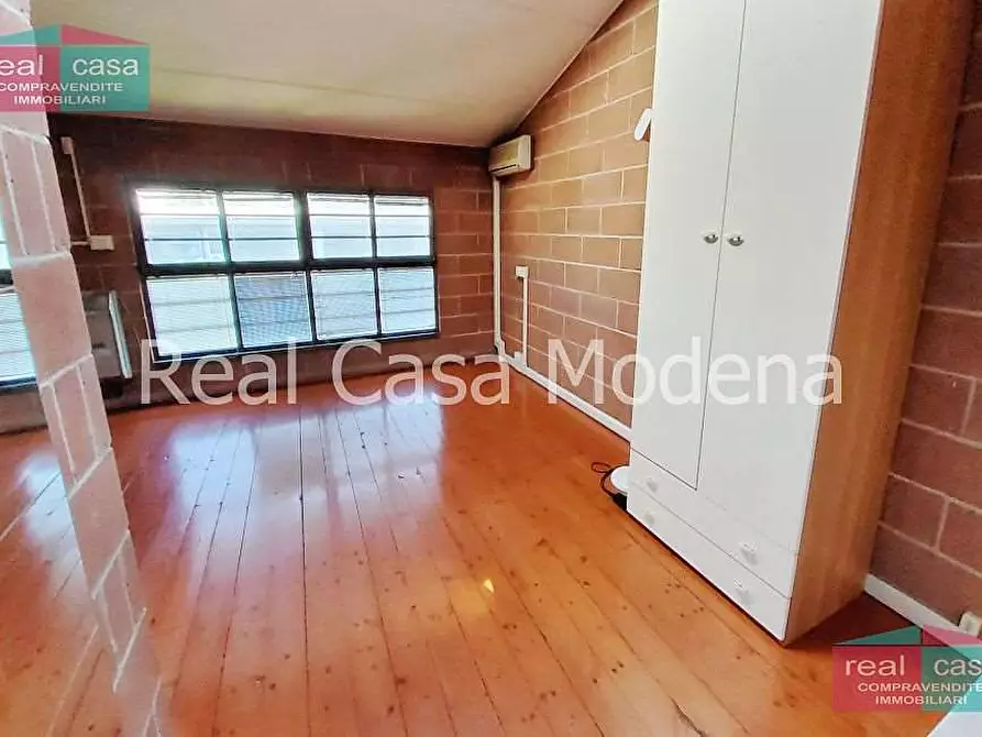 Immagine 11 di Laboratorio in affitto  in Via degli imprenditori 88 a Modena