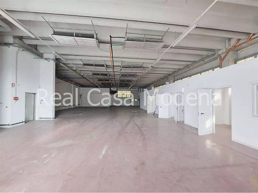 Immagine 3 di Capannone industriale in vendita  in Via Montanara a Castelnuovo Rangone