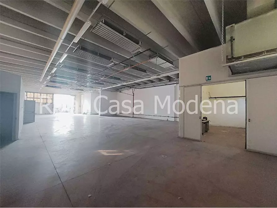 Immagine 2 di Capannone industriale in affitto  a Castelnuovo Rangone