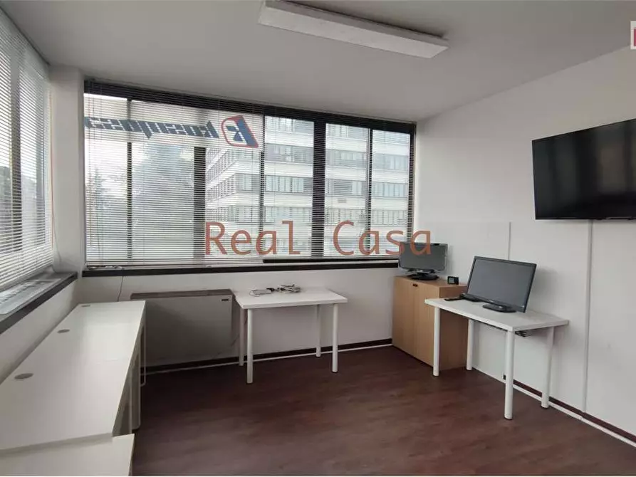 Immagine 2 di Ufficio in affitto  in Via Rainusso  a Modena