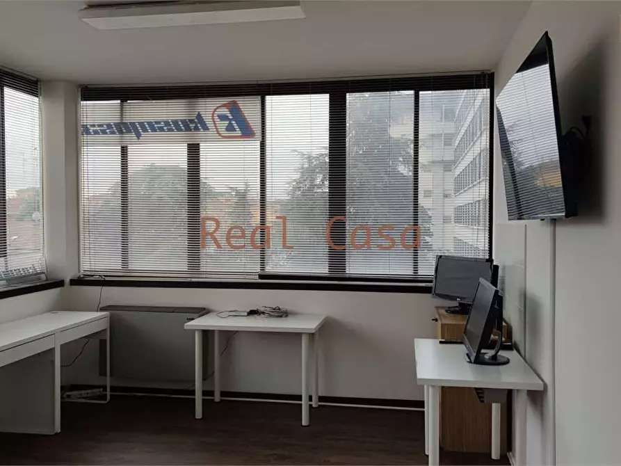 Immagine 5 di Ufficio in affitto  in Via Rainusso  a Modena