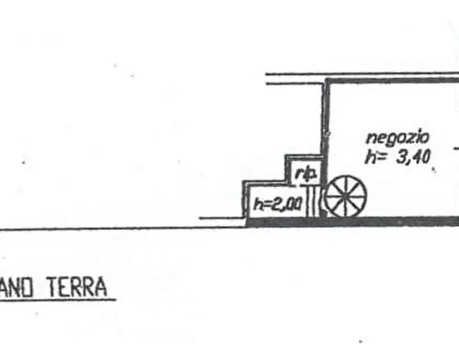 Immagine 15 di Ufficio in affitto  a Modena