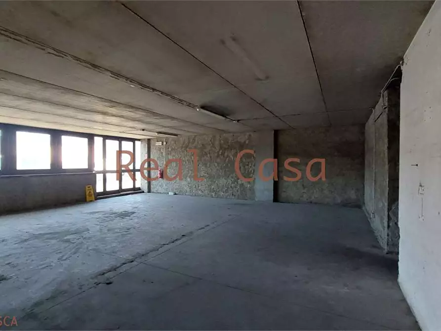 Immagine 6 di Laboratorio in vendita  in Viale Caduti Sul Lavoro a Modena