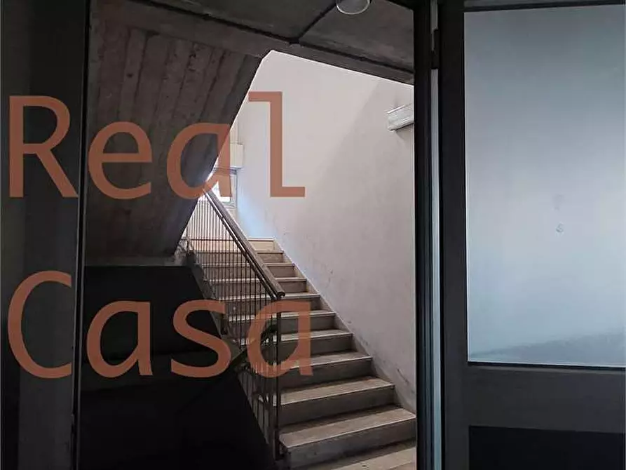 Immagine 11 di Laboratorio in vendita  in Viale Caduti Sul Lavoro a Modena