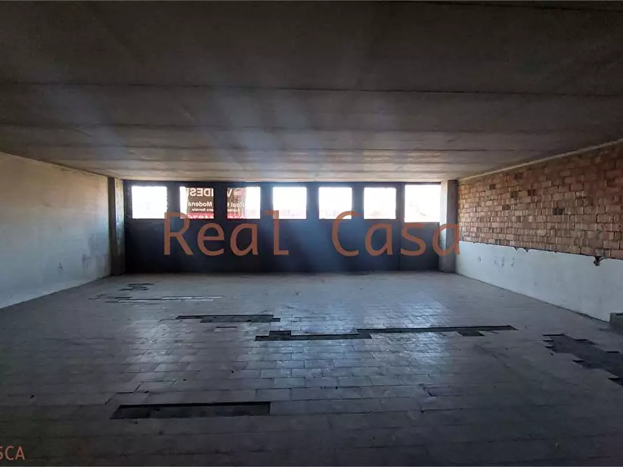 Immagine 13 di Laboratorio in vendita  in Viale Caduti Sul Lavoro a Modena