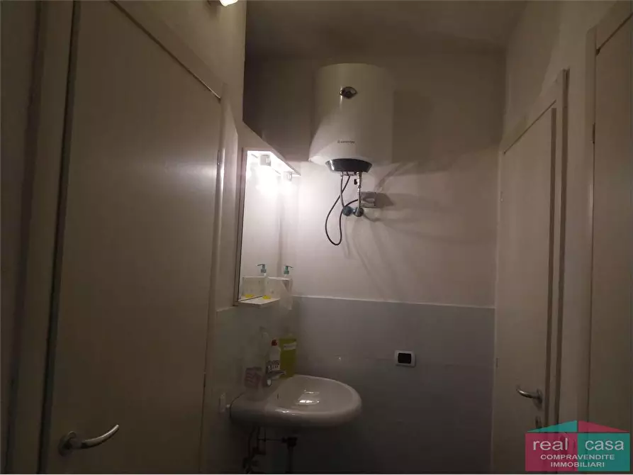 Immagine 11 di Capannone industriale in affitto  in Via Statale dell' Abetone e del Brennero a Maranello