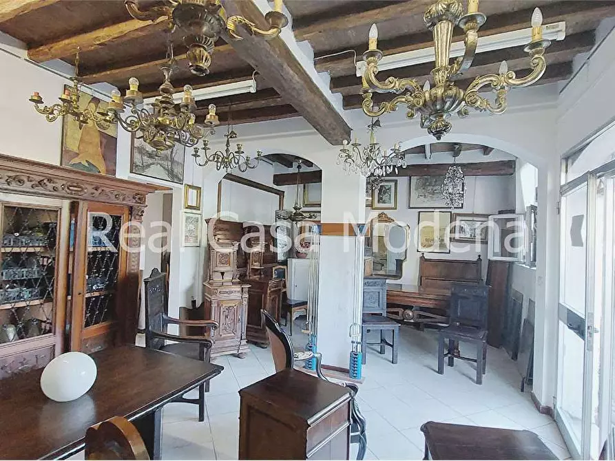 Immagine 4 di Ufficio in vendita  in Via Giardini 1023 a Modena