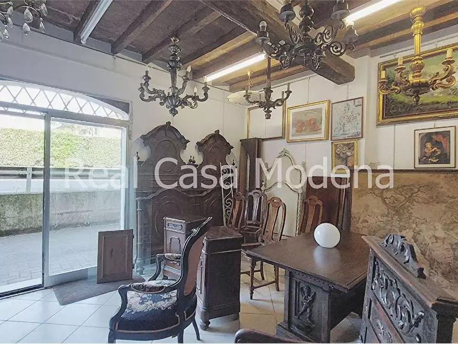 Immagine 2 di Ufficio in vendita  in Via Giardini 1023 a Modena