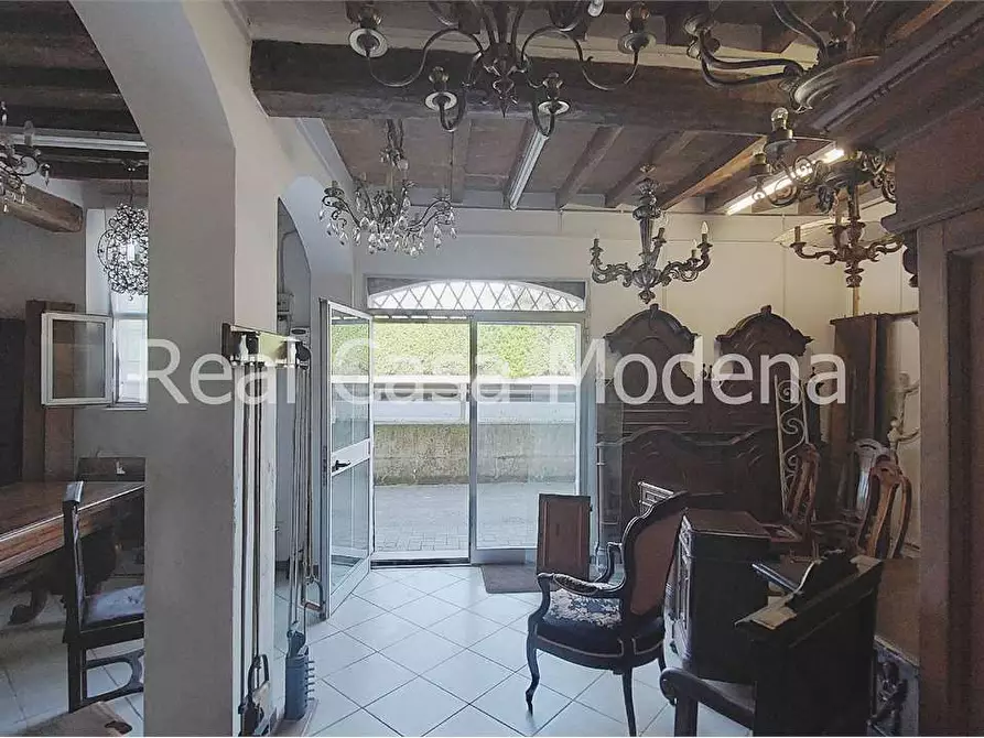 Immagine 1 di Ufficio in vendita  in Via Giardini 1023 a Modena