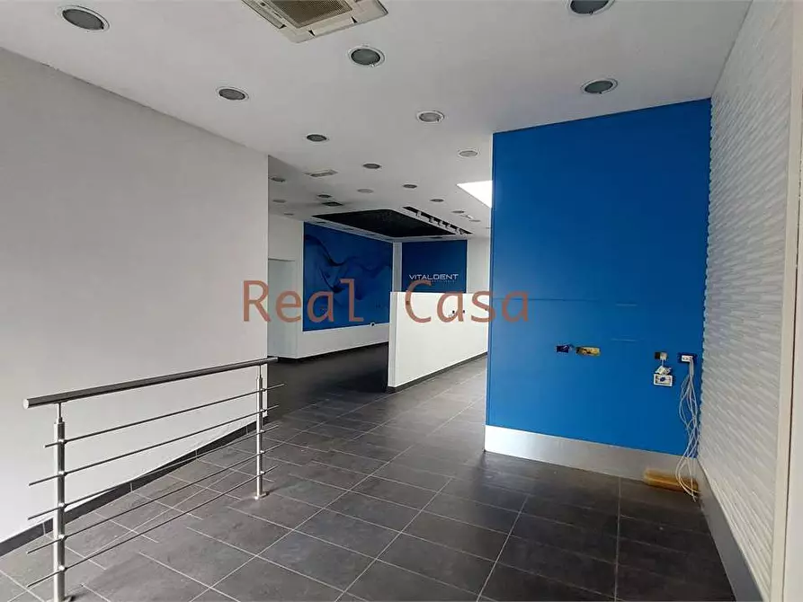 Immagine 1 di Laboratorio in affitto  a Modena