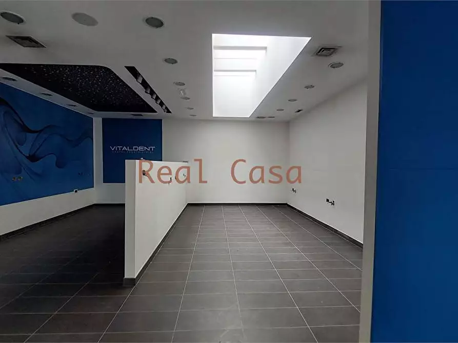 Immagine 3 di Laboratorio in affitto  a Modena