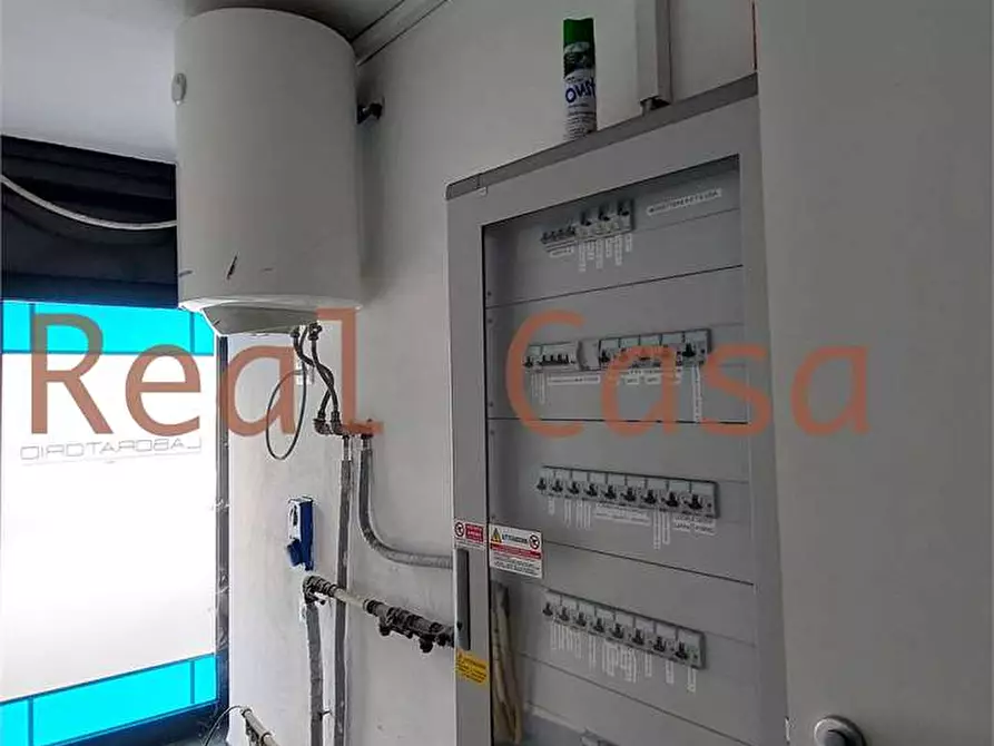 Immagine 16 di Laboratorio in affitto  a Modena