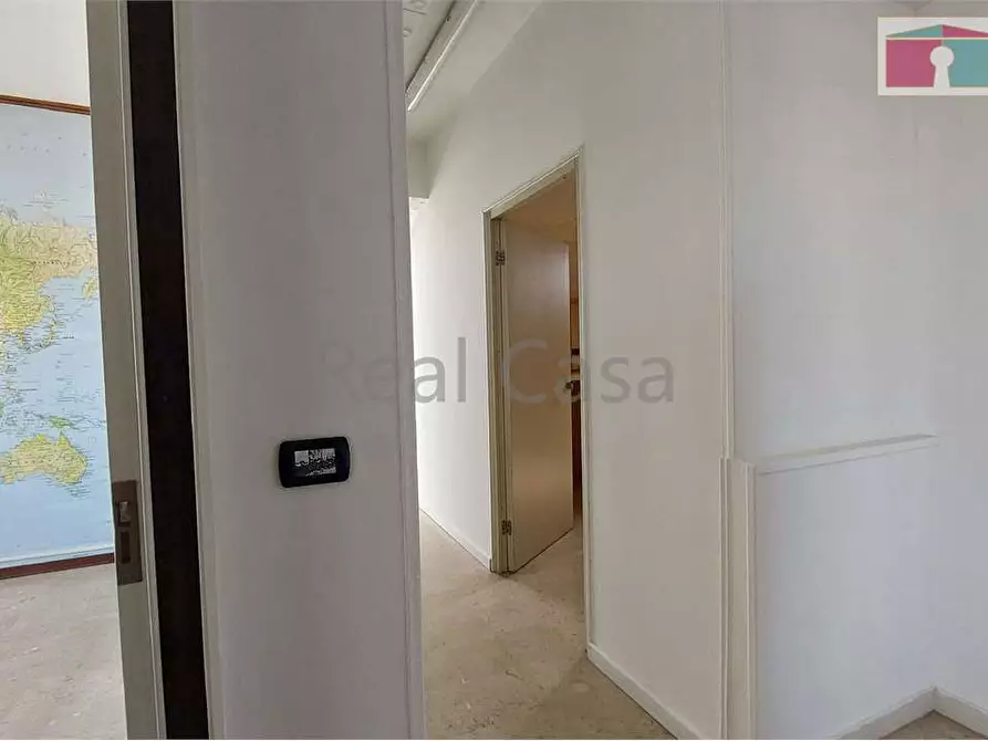 Immagine 16 di Ufficio in vendita  in Via Cagliostro a Modena