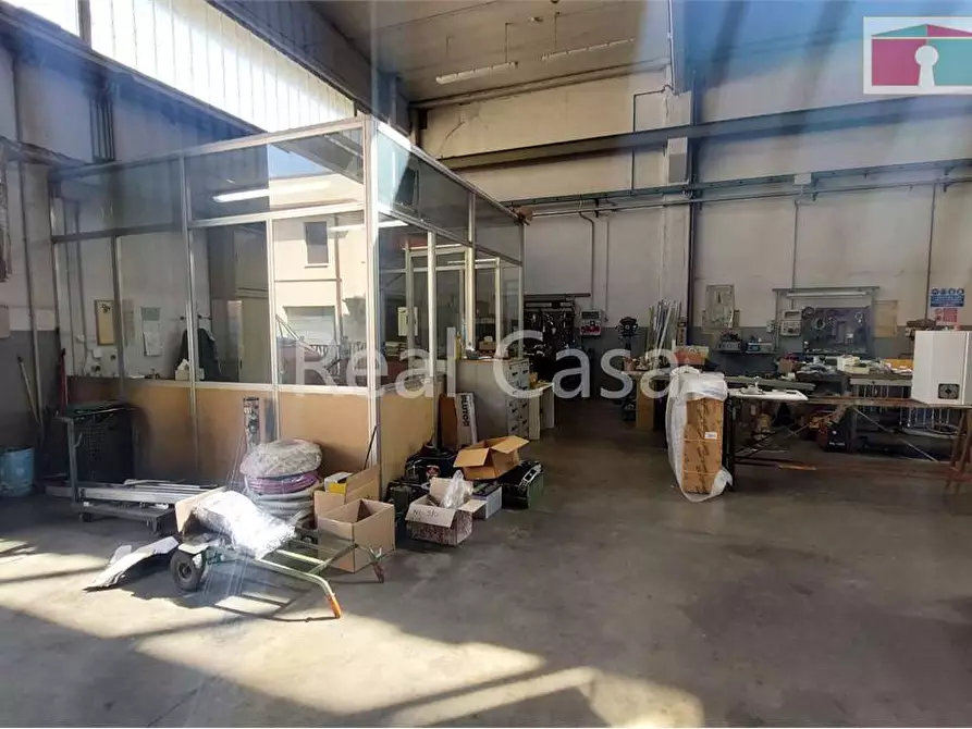 Immagine 4 di Capannone industriale in vendita  a Modena