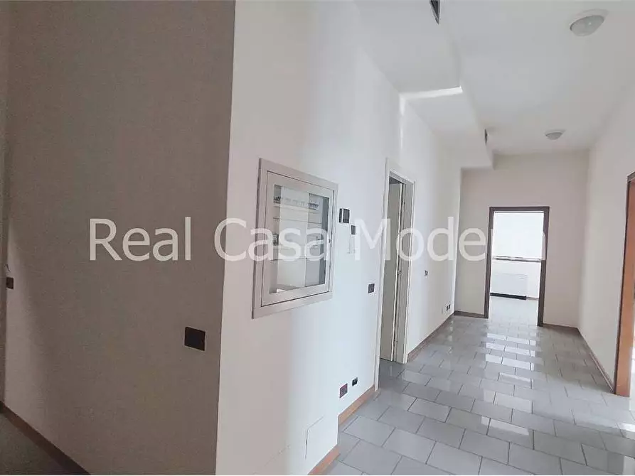 Immagine 4 di Ufficio in affitto  in VIa Marianini  a Modena