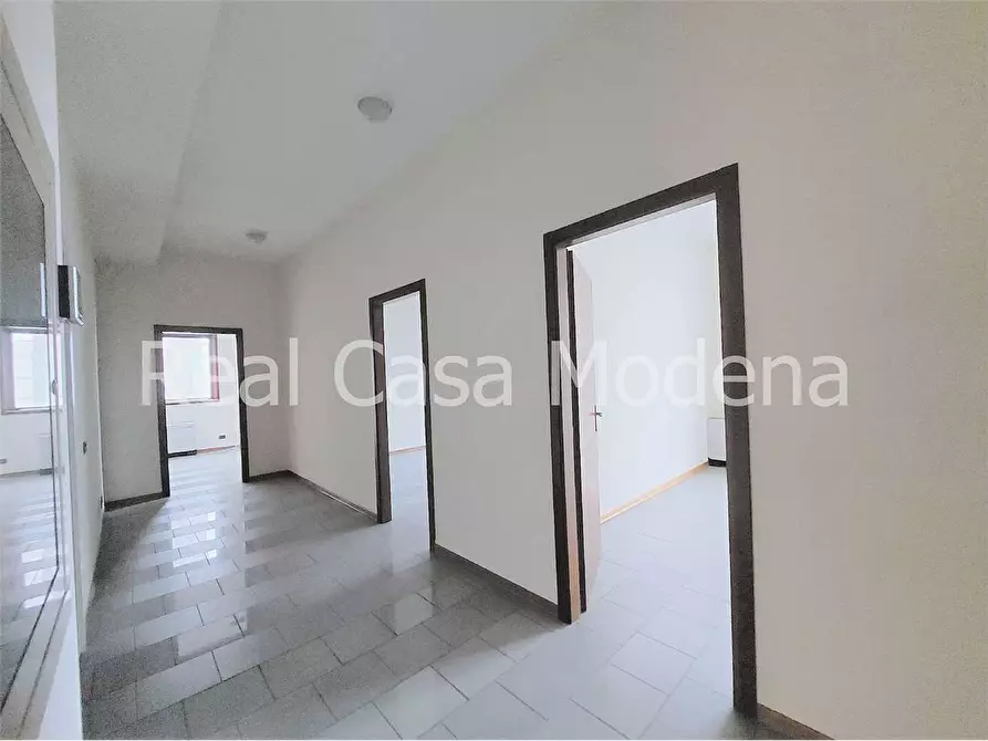 Immagine 6 di Ufficio in affitto  in VIa Marianini  a Modena