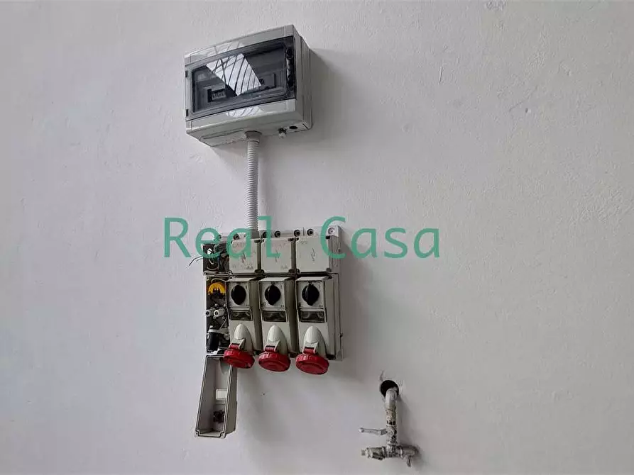 Immagine 8 di Capannone industriale in affitto  a Modena