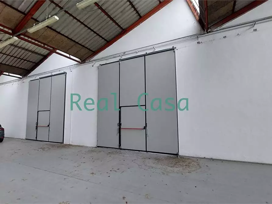 Immagine 17 di Capannone industriale in affitto  a Modena