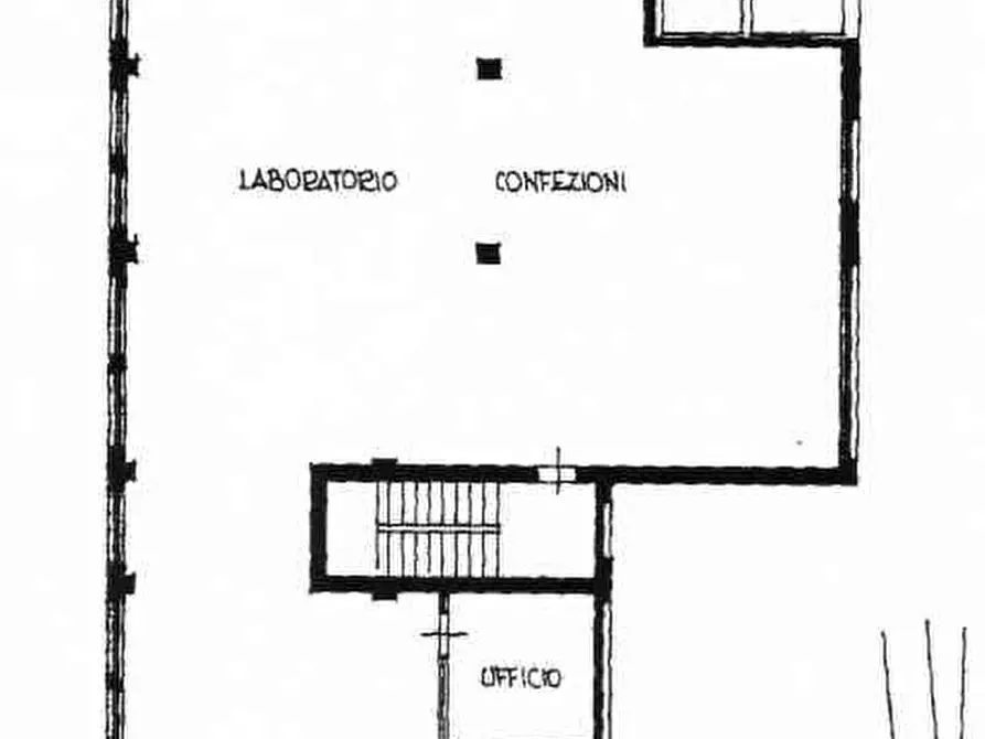 Immagine 10 di Laboratorio in vendita  a Modena