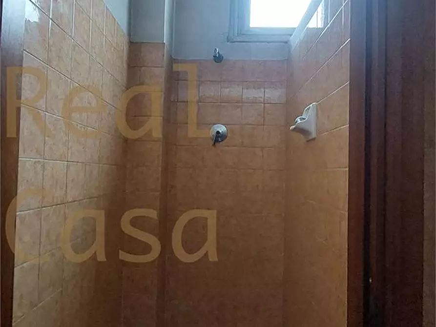 Immagine 29 di Laboratorio in vendita  a Modena