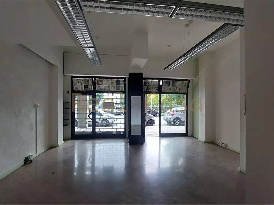 Immagine 1 di Ufficio in affitto  in Viale IV Novembre  a Modena