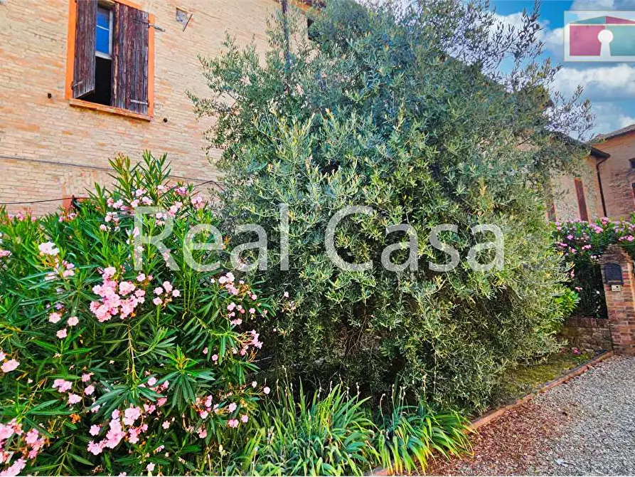 Immagine 19 di Porzione di casa in vendita  in Via Abetone Superiore a Maranello