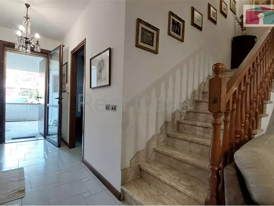 Immagine 6 di Villa in affitto  in Via Galli a Modena