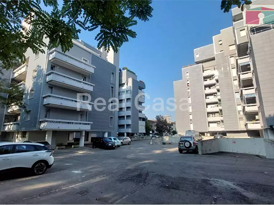 Immagine 2 di Appartamento in vendita  in Via Avanzini  a Modena